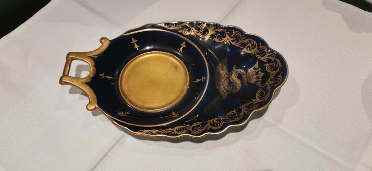 Antieke schaal in kobaltblauwporselein en vergulding, Antiek en Kunst, Antiek | Porselein, Ophalen of Verzenden
