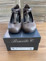 Benoîte C. lederen pumps met enkelbandje, taupe, maat 38, Ophalen of Verzenden, Bruin, Zo goed als nieuw, Pumps