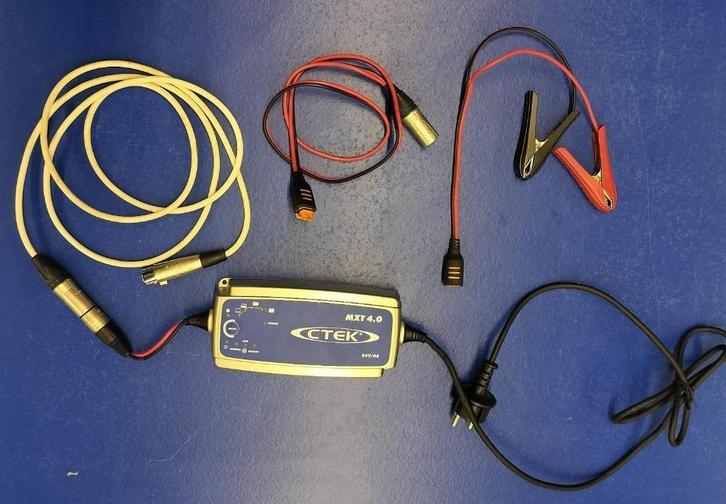 CTEK MXT 4.0 24V/4A vrachtwagenbatterij druppellader, Auto-onderdelen, Vrachtwagen-onderdelen, Accu's en Accessoires, Gebruikt