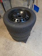 Winterbanden op stalen velgen 185/65/R15  88T.  steek 4x100., Auto-onderdelen, Banden en Velgen, Ophalen