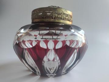 Pique fleur beschikbaar voor biedingen