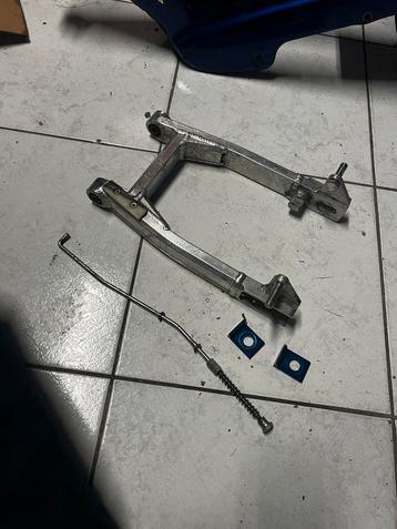 Monkey Achterbrug beschikbaar voor biedingen