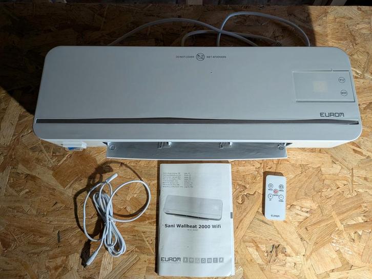 Eurom Sani wallheat 2 kW keramische kachel badkamer, Doe-het-zelf en Bouw, Verwarming en Radiatoren, Zo goed als nieuw, Kachel