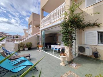 Benedenwoning met zonnig ruim terras/ Playa Flamenca beschikbaar voor biedingen