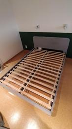 Gestoffeerd bed met lattenbodem, 140x200 cm (IKEA SLATTUM), Ophalen, Overige materialen, Gebruikt, Tweepersoons