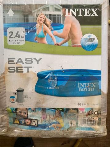 Intex zwembad easy set nieuw met pomp beschikbaar voor biedingen