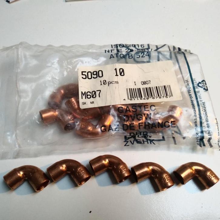 Lot de 15 coudes cuivre Ø10 à souder, Bricolage & Construction, Sanitaire, Neuf, Cuivre, Enlèvement ou Envoi