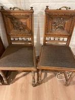 1 table. 2 kasten. 8 chairs. All them are handmade Mechelen, Antiquités & Art, Enlèvement ou Envoi