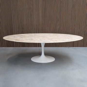 Knoll Saarinen Table 244cm Calacatta Gold (Oval)