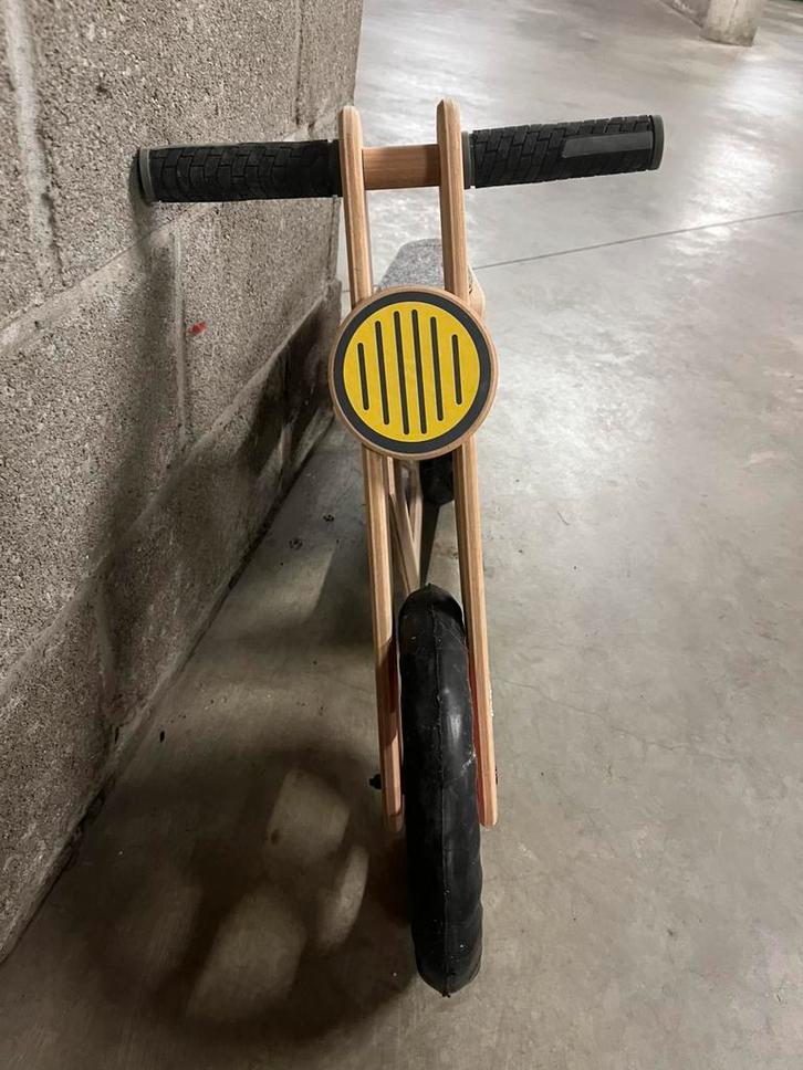 Stoere houten loopfiets Mamatoyz, Kinderen en Baby's, Speelgoed | Buiten | Voertuigen en Loopfietsen, Nieuw, Loopfiets, Ophalen