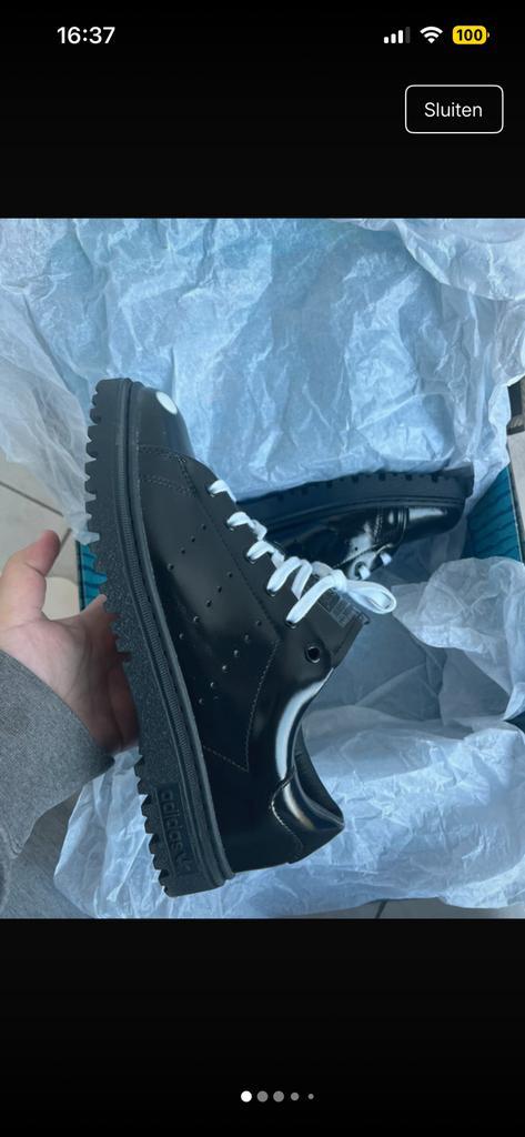 Adidas originals spongebob schoen, Kleding | Dames, Schoenen, Zo goed als nieuw, Sneakers, Zwart, Ophalen