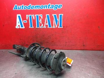 SCHOKBREKER RECHTS VOOR Passat CC (357) (3C0413031D) beschikbaar voor biedingen