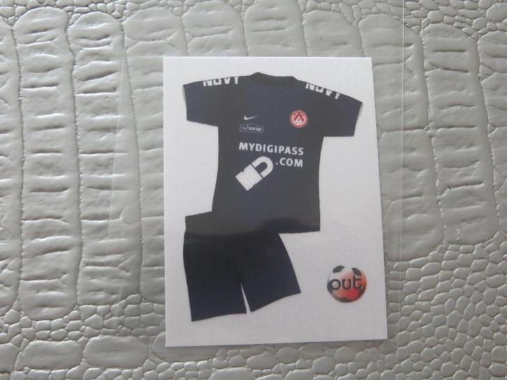 Panini 2013 Team Kit KV Kortrijk zeldzaam, Verzamelen, Sportartikelen en Voetbal, Nieuw, Ophalen of Verzenden