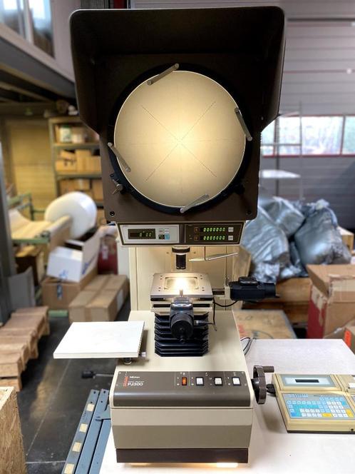 Projecteur de Profil Mitutoyo PJ300, Doe-het-zelf en Bouw, Gereedschap | Overige machines, Gebruikt, Ophalen