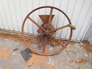 vleesmolen beschikbaar voor biedingen