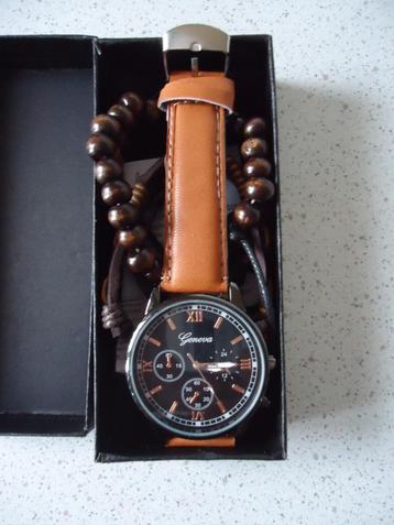 Setje van Herenhorloge en 3 armbandjes in Nieuwe staat ! beschikbaar voor biedingen
