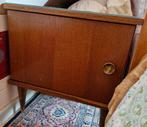 2 Vintage nachttafeltjes met vintage bed 140X200 plus latten, Ophalen, Gebruikt, Tweepersoons, Hout