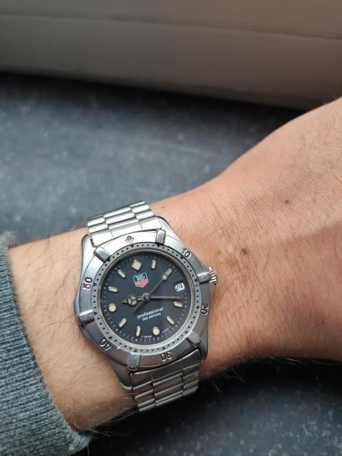 Midsize TAG Heuer Professional 200 Meters WE1210-R Quartz 20, Handtassen en Accessoires, Horloges | Heren, Gebruikt, Polshorloge