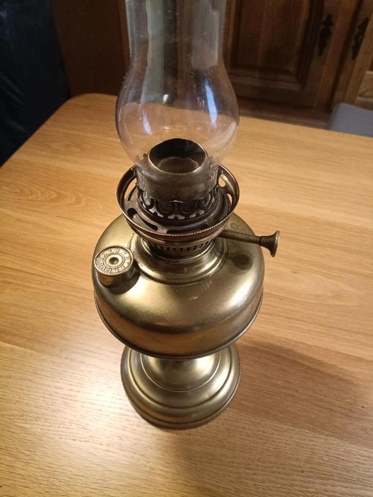 Grande lampe à pétrole ancienne L&B Breveté 53 cm – Laiton, Antiquités & Art, Antiquités | Éclairage, Enlèvement