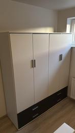 Mooie witte kleerkast met lades – 187x169x52 cm, Ophalen, Met lade(s)