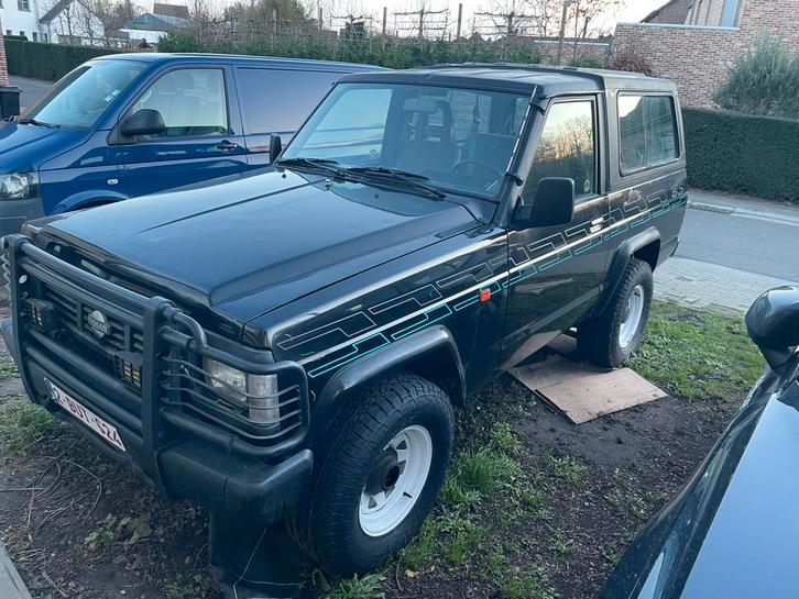 nissan patrol k260, Autos, Nissan, Particulier, Patrol, Diesel, SUV ou Tout-terrain, 3 portes, Boîte manuelle, Noir, Noir, Tissu