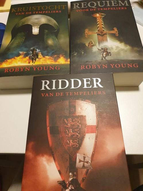3 x Robyn Young - De Tempeliers trilogie compleet, Boeken, Thrillers, Zo goed als nieuw, Ophalen of Verzenden