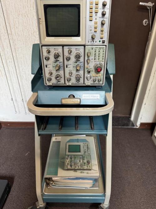 Tektronix 7623A Oscilloscoop - voeding defect, Doe-het-zelf en Bouw, Meetapparatuur, Gebruikt, Overige meters, Ophalen