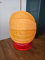 Chaise pivotante Lomsk Ikea en forme d'œuf, Enlèvement