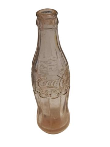 Coca-Cola-fles uit 1944. beschikbaar voor biedingen