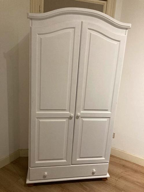 Witte grenen kledingkast, Huis en Inrichting, Kasten | Dressoirs, Grenenhout, Ophalen