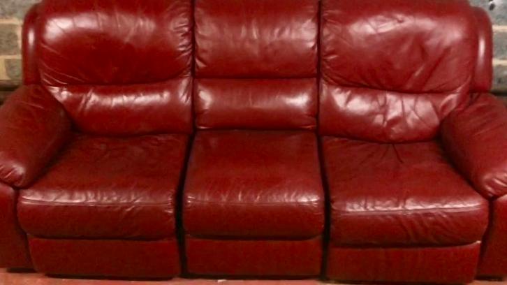 A SAISIR - Fauteuil Chesterfield – vintage, confortable, Huis en Inrichting, Zetels | Zetels, Gebruikt, Driepersoons, 200 tot 250 cm