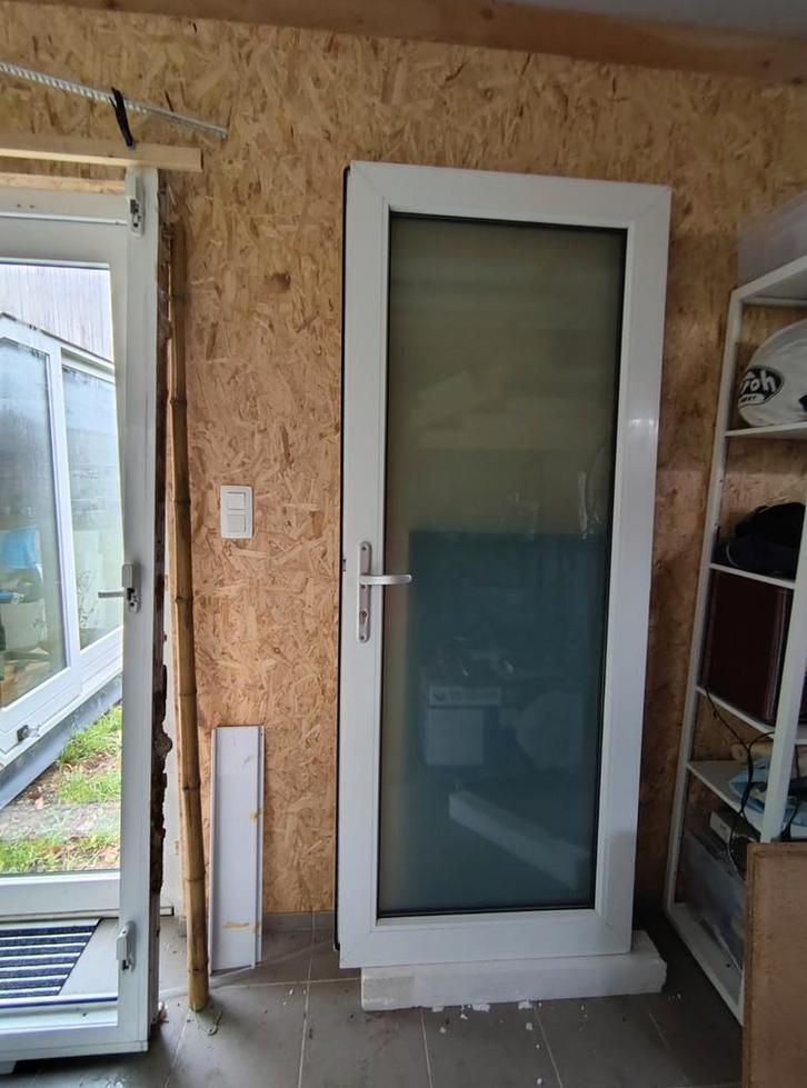 Achterdeur - PVC met glas - wit, Doe-het-zelf en Bouw, Raamkozijnen en Schuifdeuren, Ophalen