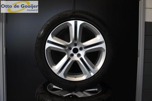 20 Inch Jaguar F-Pace Winterbanden 4,5MM PIRELLI 255/50R20, Auto-onderdelen, Banden en Velgen, Banden en Velgen, Winterbanden