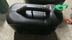 lot koffers en 2 brandstof bidons van 20 liter, Ophalen, Gebruikt