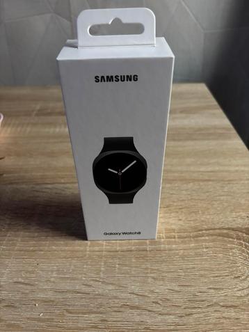 Samsung Smartwatch 8 beschikbaar voor biedingen