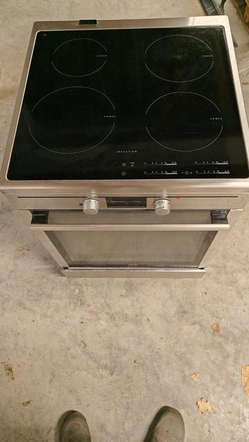 AEG Inductiefornuis met oven beschikbaar voor biedingen