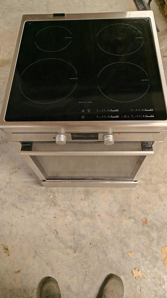 AEG Inductiefornuis met oven, Elektronische apparatuur, Fornuizen, Gebruikt, Tussenbouw, Inductie, 4 kookzones, 85 tot 90 cm, 45 tot 60 cm