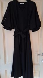 Mooie lange zwarte jurk met kanten pofmauwen maat S, Kleding | Dames, Nieuw, Ophalen of Verzenden, Maat 36 (S)