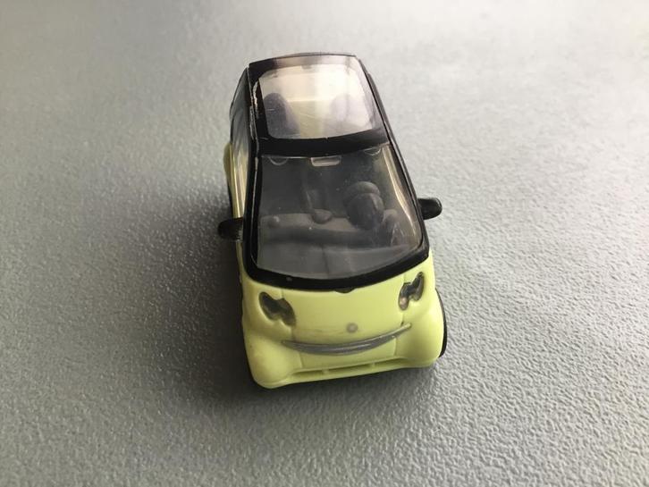 SMART FORTWO COUPE (miniauto), Hobby en Vrije tijd, Modelauto's | 1:24, Zo goed als nieuw, Auto, Overige merken