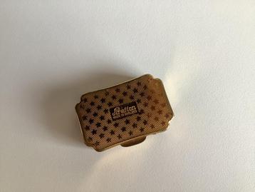 Leuk vintage Stratton pillendoosje beschikbaar voor biedingen