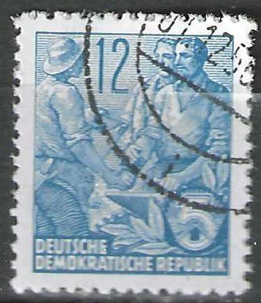 Duitsland DDR 1954 - Yvert 153 - Vijfjarenplan  (ST), Postzegels en Munten, Postzegels | Europa | Duitsland, Gestempeld, DDR, Verzenden