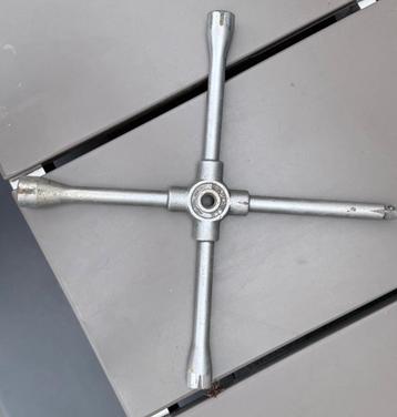 Kruissleutel Stahlwille beschikbaar voor biedingen