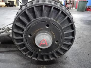TAMBOUR DE FREIN ARRIÈRE Renault Kangoo Express (FW), Utilisé, Renault