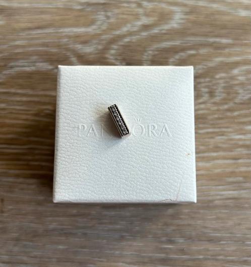 Pandora Reflexions bedel met strass, uitstekende staat, Handtassen en Accessoires, Bedels, Zo goed als nieuw, Pandora, Met strass