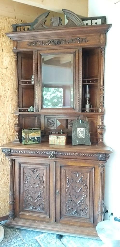 Beau Meuble tête de lion double corps en coin, Antiek en Kunst, Antiek | Meubels | Kasten, Ophalen