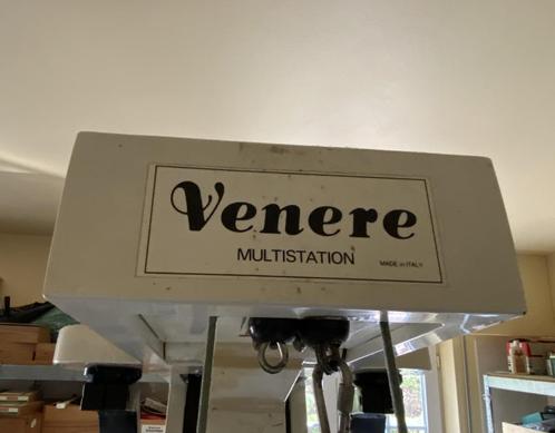 Gymtoestel Venere, Sport en Fitness, Fitnessapparatuur, Gebruikt, Krachtstation, Armen, Benen, Borst, Rug, Metaal, Ophalen