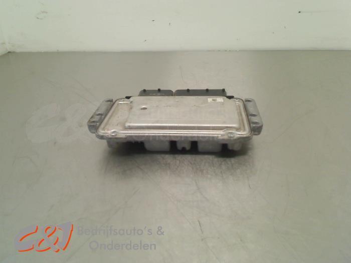 Ordinateur gestion moteur d'un Fiat Doblo, Autos : Pièces & Accessoires, Électronique & Câbles, Fiat, Utilisé, 3 mois de garantie