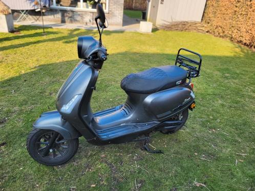 GTS E-Bravo, elektrische scooter, 08/2022, 4781km, 45km/u, Fietsen en Brommers, Scooters | Overige merken, Gebruikt, Elektrisch