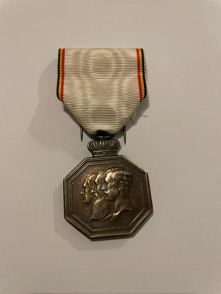Lot 5 : Médaille, Collections, Objets militaires | Général, Enlèvement ou Envoi