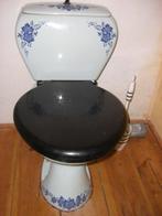 antiek wasbak met bijbehorend toilet delfts blauw, Antiek en Kunst, Ophalen of Verzenden